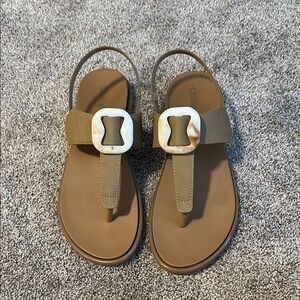 Olukai La’i t-bar sandal